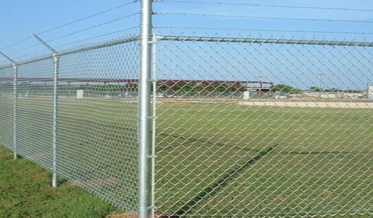 galvanized-chain-link-fence