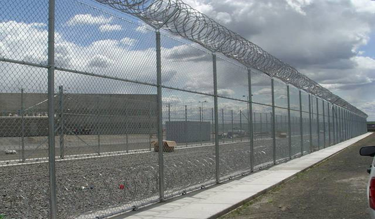 heavy-chain-link-fencing