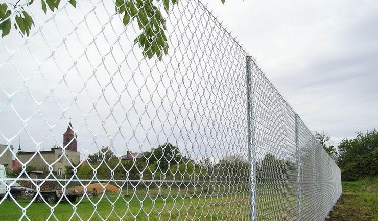 stainless-steel-chain-link-fence