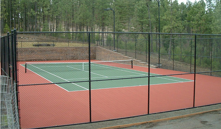 tennis-court-chain-link-fencing